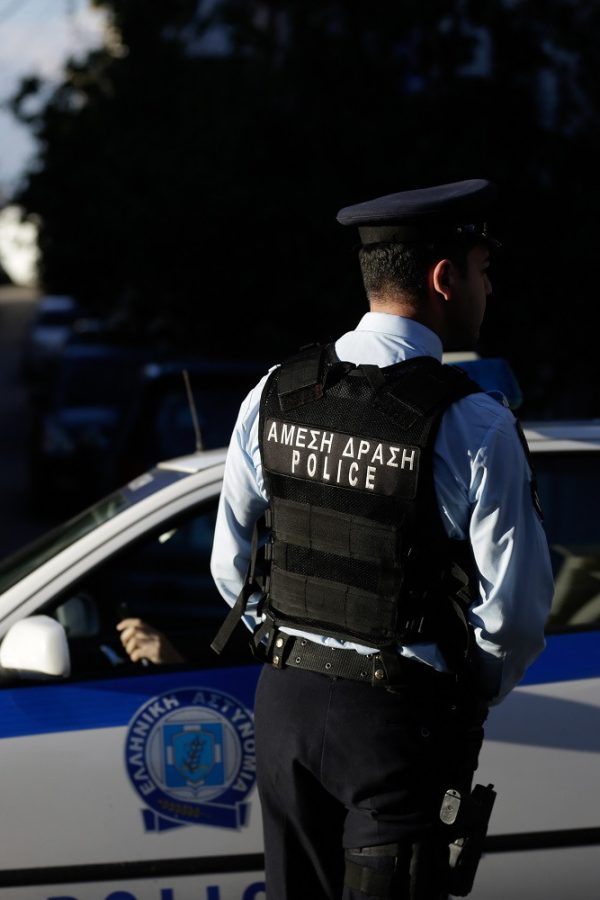 Τραγωδία στην Πεύκη: Μητέρα πέταξε το παιδί της από την ταράτσα και μετά&hellip;