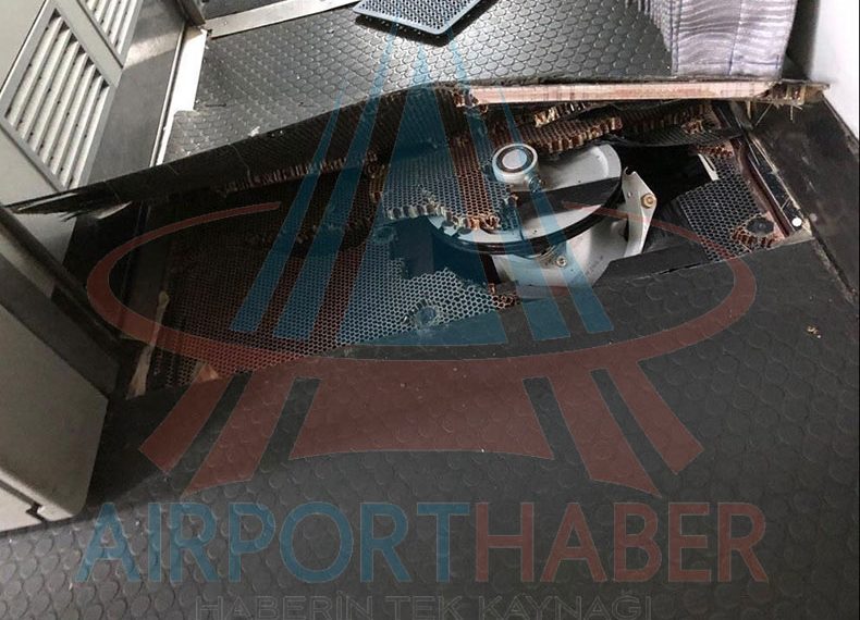 Προσγείωση θρίλερ στο αεροδρόμιο της Αττάλειας – Τρύπησε η καμπίνα (εικόνες)