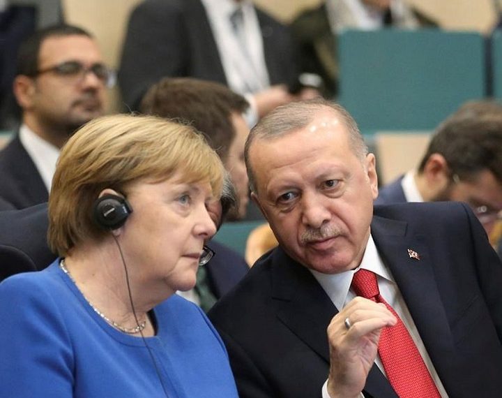 Απειλή Ερντογάν σε Μέρκελ: Επέκταση του λιβυκού χάους στη Μεσόγειο, αν δεν&hellip;