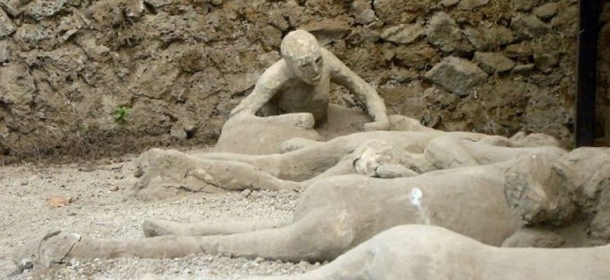 Βεζούβιος: Η τρομερή έκρηξη μετέτρεψε σε γυαλί τον εγκέφαλο άνδρα στην Πομπηία&hellip;