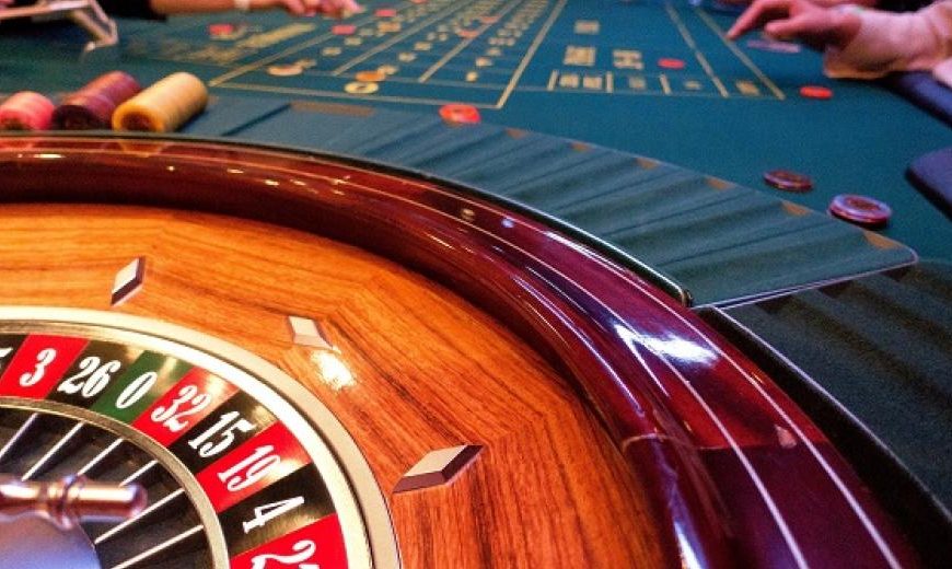 “Μπλόκο” στις …μπουλντόζες στο Ελληνικό επιδιώκει με προσφυγές η Hard Rock