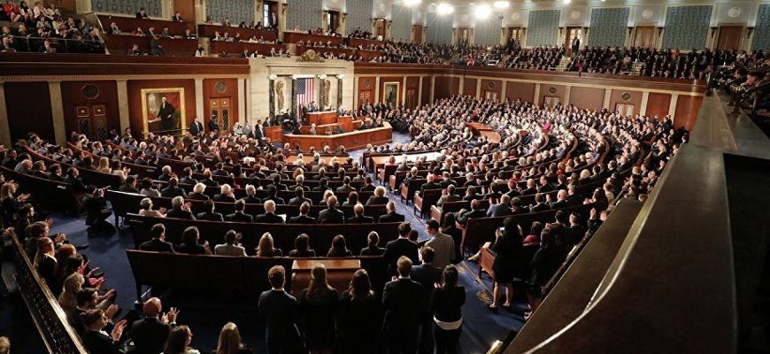 “Μπλόκο” της Βουλής των Αντιπροσώπων στον Τραμπ για νέες επιθέσεις στο Ιράν