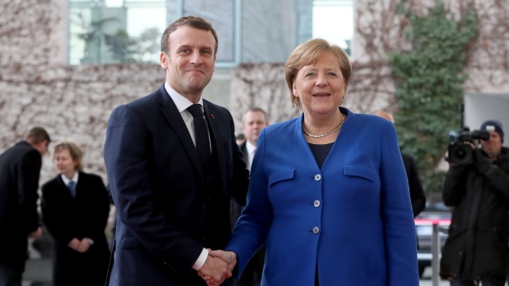 Μακρόν:Η αποστολή φιλοτούρκων σύρων μαχητών στη Λιβύη πρέπει να σταματήσει