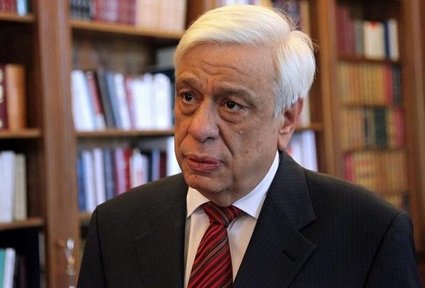 Στο Ωνάσειο με υψηλό πυρετό ο Προκόπης Παυλόπουλος