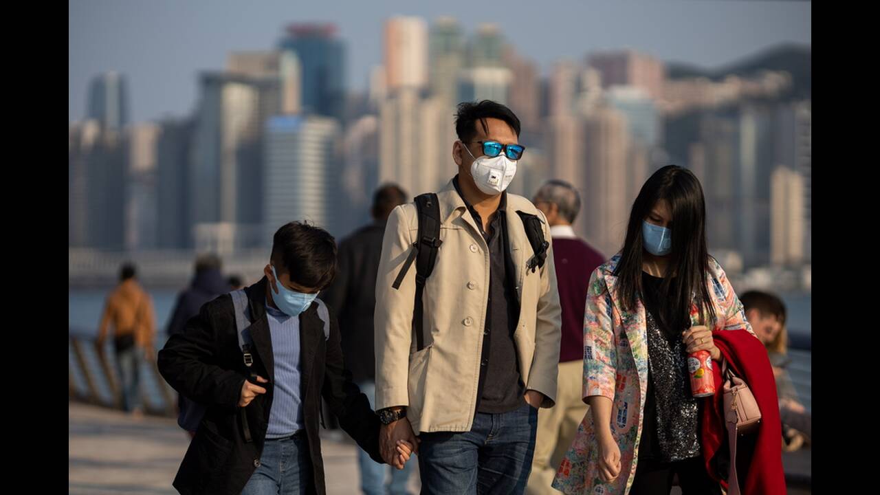 Καθηγητής Χάρβαρντ: Πιθανή η παγκόσμια πανδημία- Θα μολυνθεί έως και το 70% του πληθυσμού!