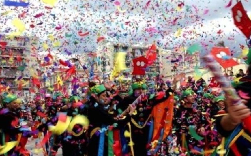 Πάτρα: “Ανυπακοή” καρναβαλιστών στις οδηγίες για τον κοροναϊό και διαπληκτισμοί με την&hellip;