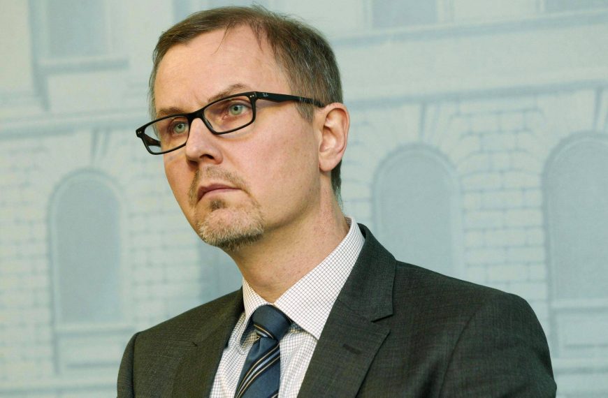 Νέος πρόεδρος του Euro Working Group ο Τόμας Σαρανχέιμο