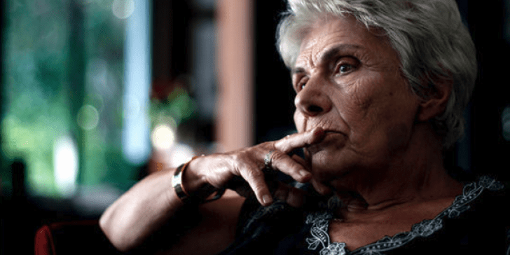 Στο νοσοκομείο μετά από ανακοπή καρδιάς η Κική Δημουλά