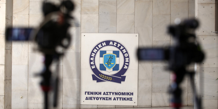 Τα δύο τηλεφωνήματα του “Μάξιμου Σαράφη” στη ΓΑΔΑ- Πως προσφέρθηκε να καταθέσει