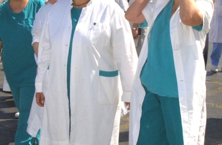 Νοσοκομειακοί γιατροί: Να αντιδράσετε, παίζεται η ζωή σας – Συγκαλύπτουν την αλήθεια