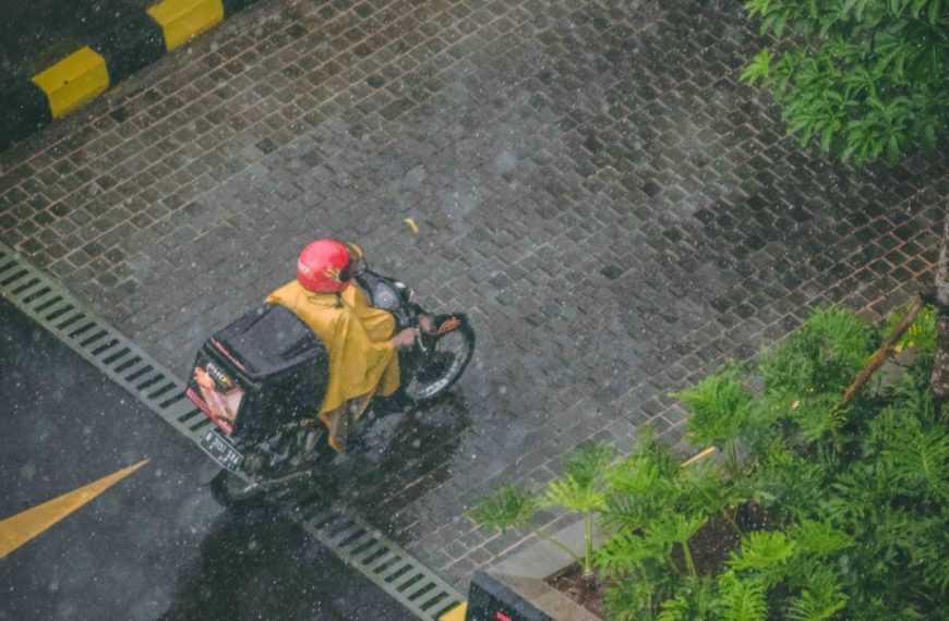 Σάκης Αποστολάκης: Από τη δημοσιογραφία (35 χρόνια) στο ντελίβερι- Μια αληθινή ιστορία