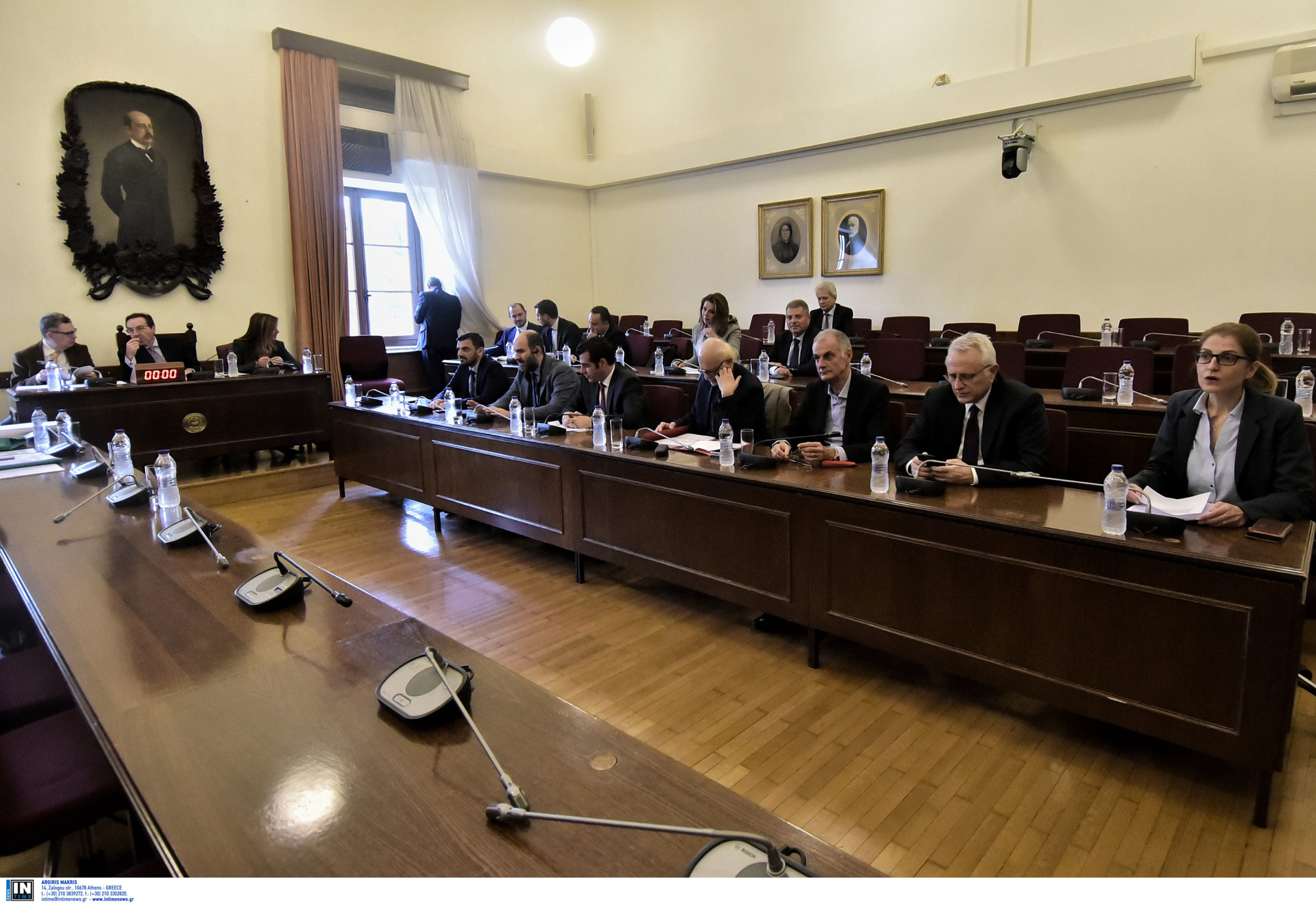 Στη διάθεση της προανακριτικής το στικάκι με τα έγγραφα του FBI- Το έστειλε η…