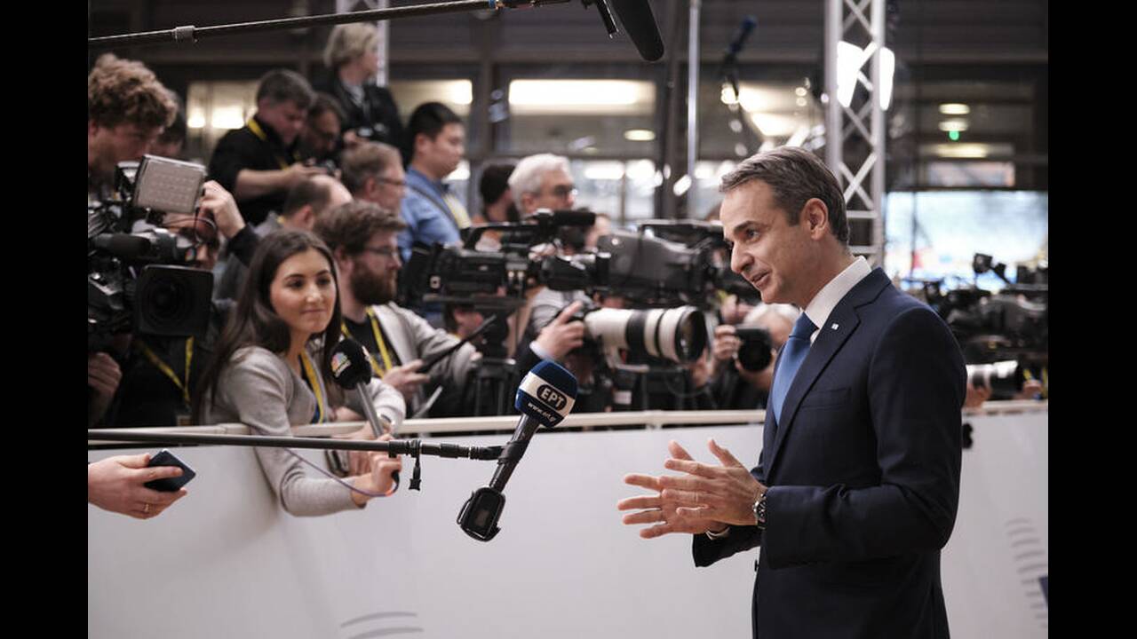 Ευρωπαϊκή υποκρισία στο προσφυγικό- Μιλούν για “αλληλεγγύη” αλλά μειώνουν τα κονδύλια