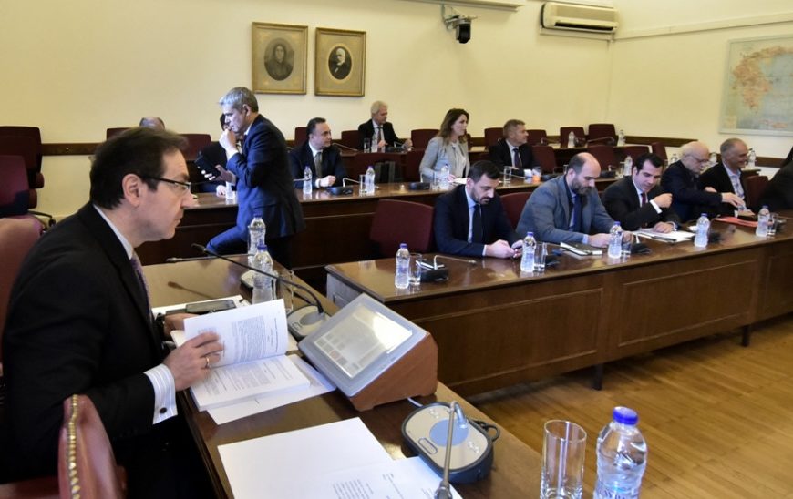 Πλεύρης: Απορρίπτουμε το αίτημα του “Μάξιμου Σαράφη” να εξεταστεί με αλλοιωμένα χαρακτηριστικά