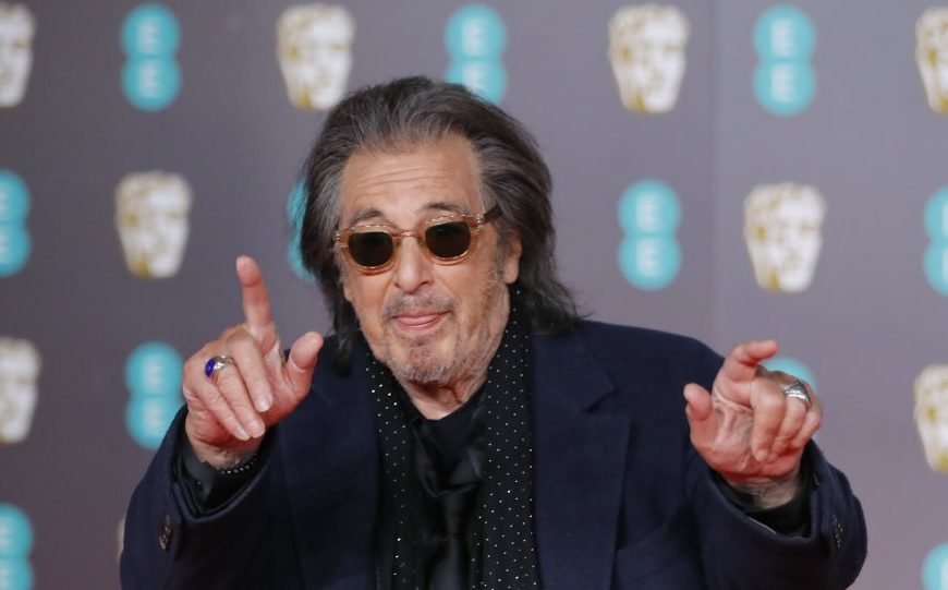 Ο Αλ Πατσίνο έπεσε στο κόκκινο χαλί στα βραβεία Bafta (εικόνες)