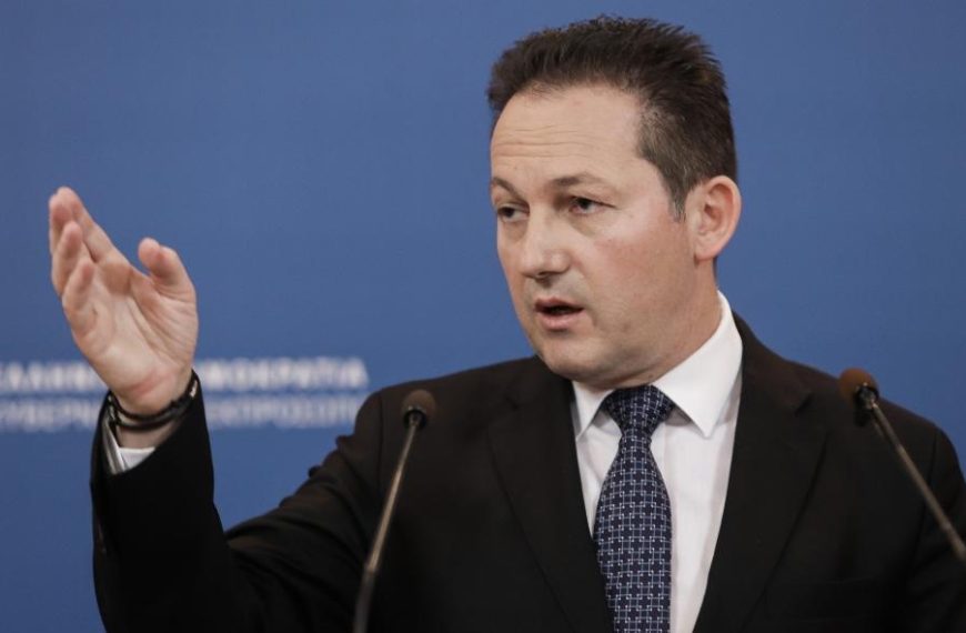 “Συλλαμβάνεται” ψευδόμενος ο κ. Πέτσας για την καμπάνια των 20 εκατ.