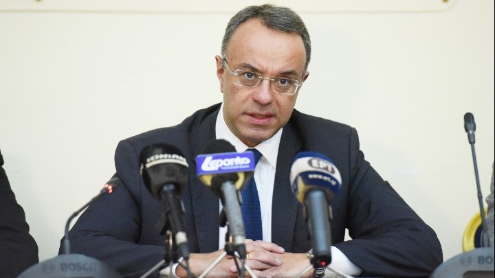 Σταϊκούρας: Ακόμα πιο γενναίες μειώσεις ασφαλιστικών εισφορών το δεύτερο εξάμηνο του έτους