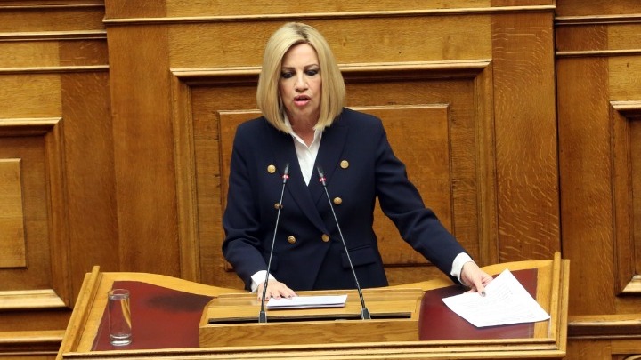 Γεννηματά: Ούτε ΝΔ ούτε ΣΥΡΙΖΑ, εμείς είμαστε το αποκούμπι των εργαζομένων