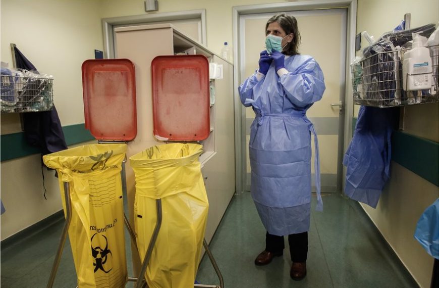 Λοιμωξιολόγος: Οι επόμενες 10 ημέρες θα δείξουν αν αποδίδουν τα μέτρα