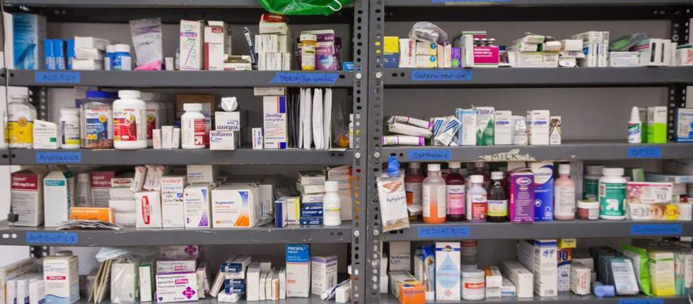 Σε επίταξη φαρμάκων από όλους τους φορείς προχωρά η κυβέρνηση- Νέα πρόστιμα για τους…