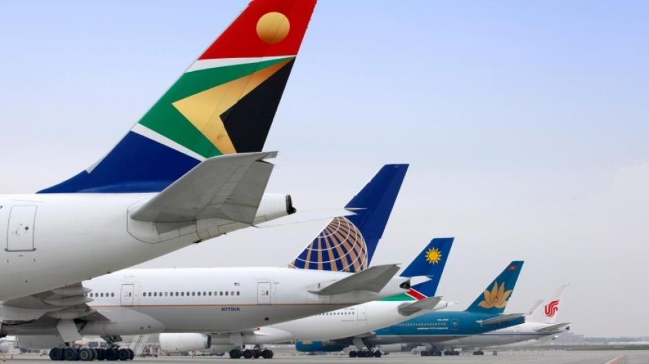 Αναστέλλονται για 30 ημέρες όλα τα ταξίδια από την Ευρώπη στις ΗΠΑ- Απόφαση Λ.…