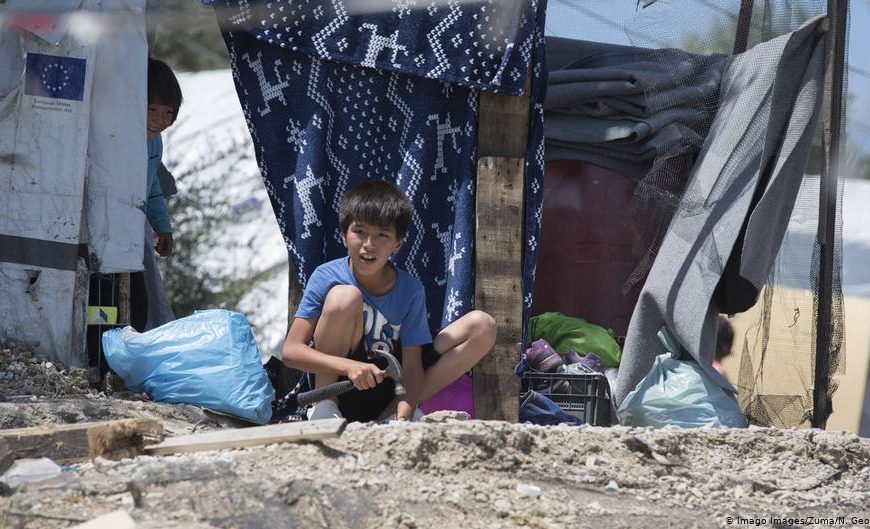 Γερμανικός Τύπος: Η υποκρισία του Βερολίνου με τα ασυνόδευτα προσφυγόπουλα