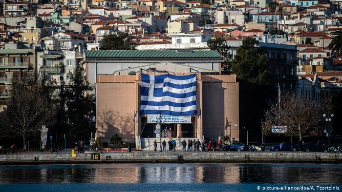 Spiegel: Οι Ακροδεξιοί νίκησαν στη Λέσβο