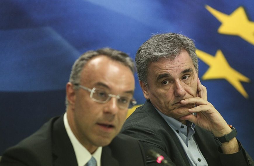 Σύγκρουση Σταϊκούρα- Τσακαλώτου για τον “εκτροχιασμό” της ανάπτυξης και τα στοιχεία της ΕΛΣΤΑΤ