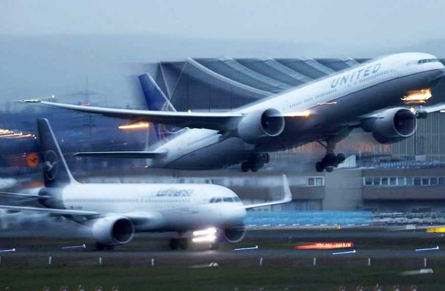 Δυσφορία στις Βρυξέλλες για την “απαγόρευση πτήσεων” προς τις ΗΠΑ από τον&hellip;