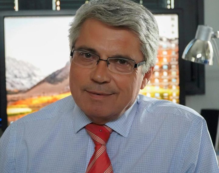 Αντιπρύτανης ΑΠΘ: Ο κοροναϊός είναι κατασκευασμένος – Το εμβόλιο είναι ήδη γνωστό&hellip;