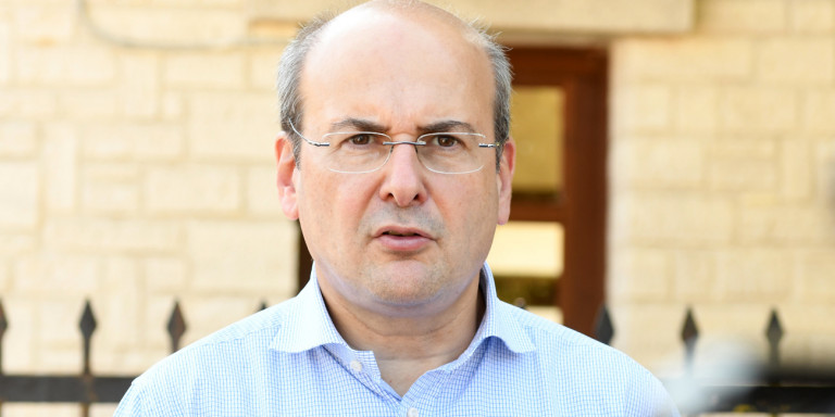 Χατζηδάκης: Έκτακτα μέτρα στήριξης ΔΕΗ και παρόχων- Να μείνουν ανοικτές οι λειτουργίες ρεύματος