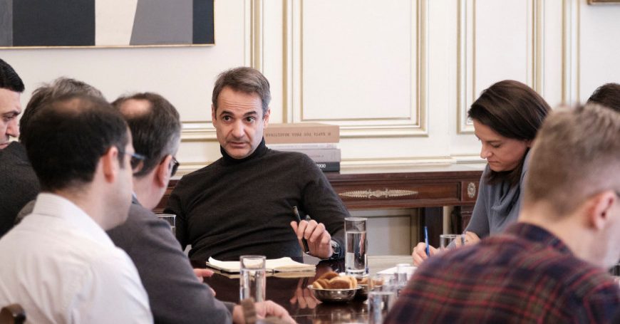 Σύσκεψη στο Μαξίμου: Δεν κλείνουν (ακόμα) σχολεία, θέατρα, κινηματογράφοι σε όλη τη&hellip;