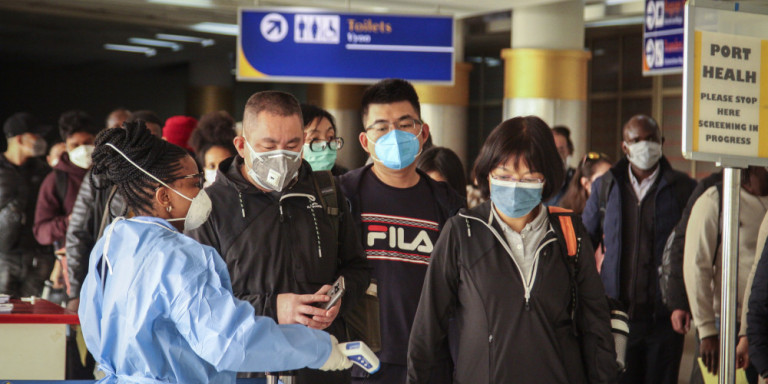 Σάββας Ρομπόλης: Οι επιπτώσεις του κοροναϊού στην οικονομία και την αγορά εργασίας