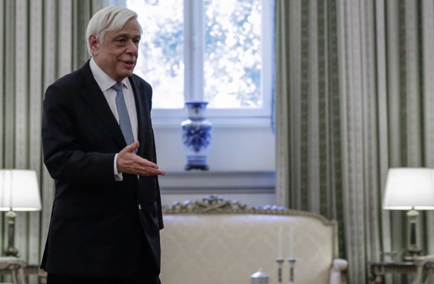 Κάποιος πρέπει να τα πει- Ο αποχαιρετισμός που οφείλει ο Προκόπης Παυλόπουλος