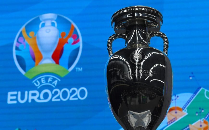 Financial Times: Προς αναβολή το Euro2020