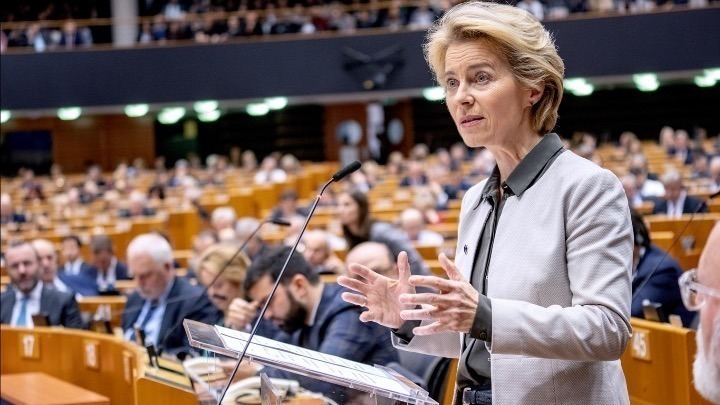 Ούρσουλα φον ντερ Λάιεν: «Ευρωπαϊκή πρόκληση» το πρόβλημα στα σύνορα της Ελλάδας