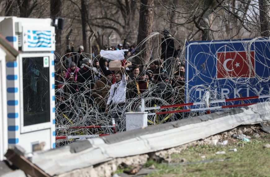Γιάννης Λασκαράκης (Εκδότης “Γνώμη του Έβρου”): Ποιος στήνει μιλίτσια στον Έβρο;