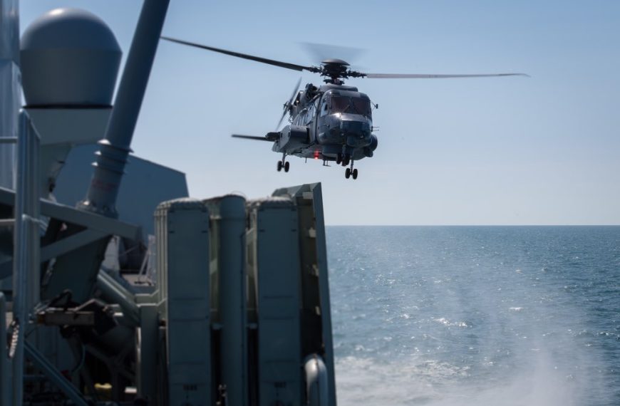 Συνετρίβη ελικόπτερο του ΝΑΤΟ με 6 επιβαίνοντες -Ανασύρθηκε ένας νεκρός