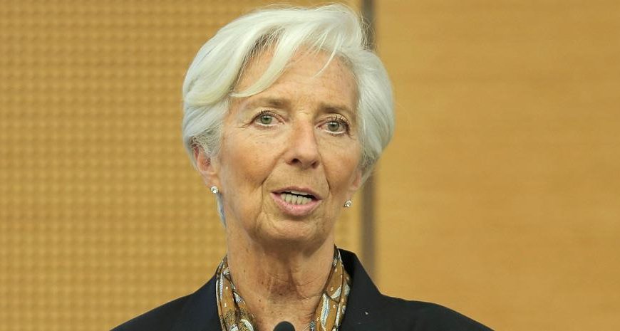 Προειδοποίηση-σοκ από Λαγκάρντ για ύφεση 15%