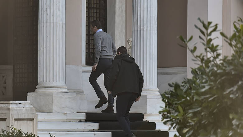 “Τα Νέα”: Πρόωρες κάλπες…κοροναϊού το Φθινόπωρο