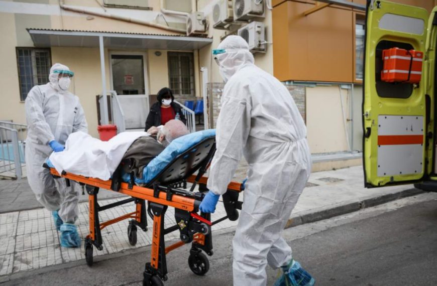 Σφοδρή κριτική σε Τσιόδρα-Χαρδαλιά για τις κλινικές από τον αντιπεριφερειάρχη Δημόσιας Υγείας