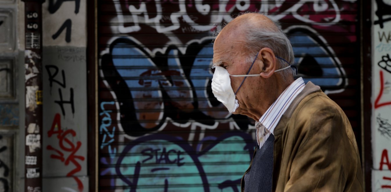 Πως θα βγούμε από την καραντίνα- Πρώτα τα εμπορικά καταστήματα με μάσκες και γάντια-…