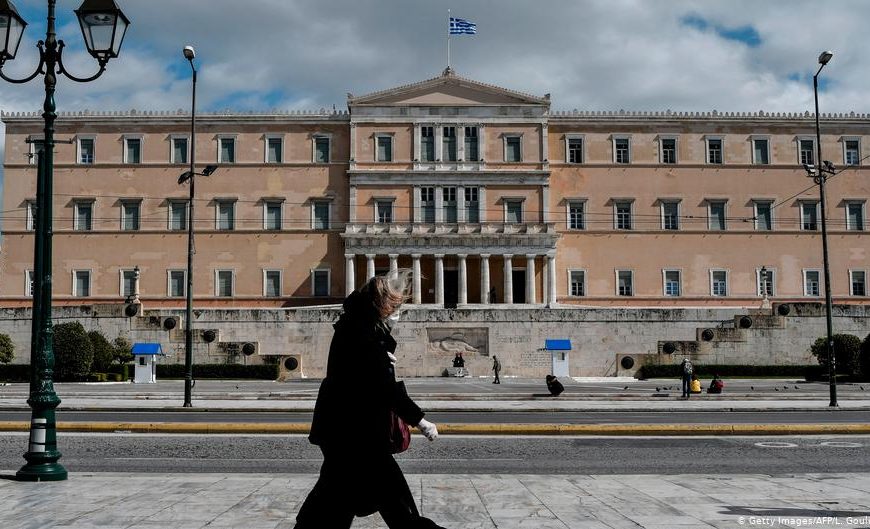 Νέο γερμανικό εγκώμιο για Τσιόδρα και μέτρα απαγορεύσης στην Ελλάδα