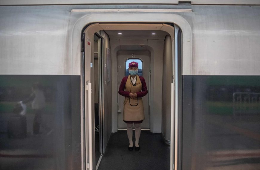 Γιουχάν: Εικόνα από το…τρένο