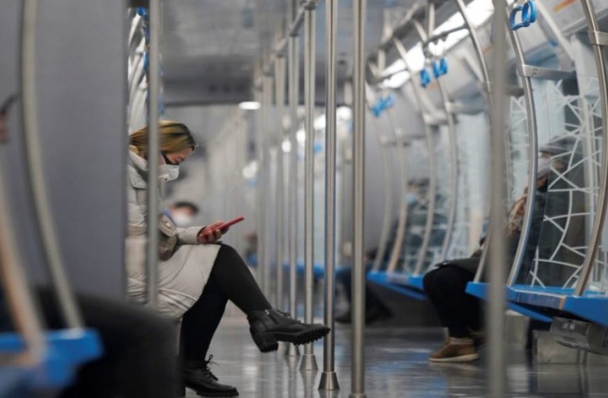 Οι ειδικοί προειδοποιούν για δεύτερο κύμα του Covid 19 εάν αρθούν γρήγορα&hellip;