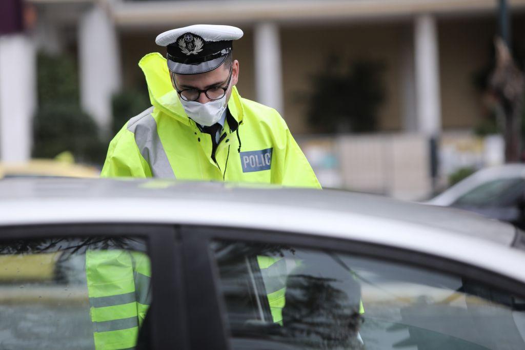 Ποια είναι τα νέα περιοριστικά μέτρα και από πότε θα ισχύσουν