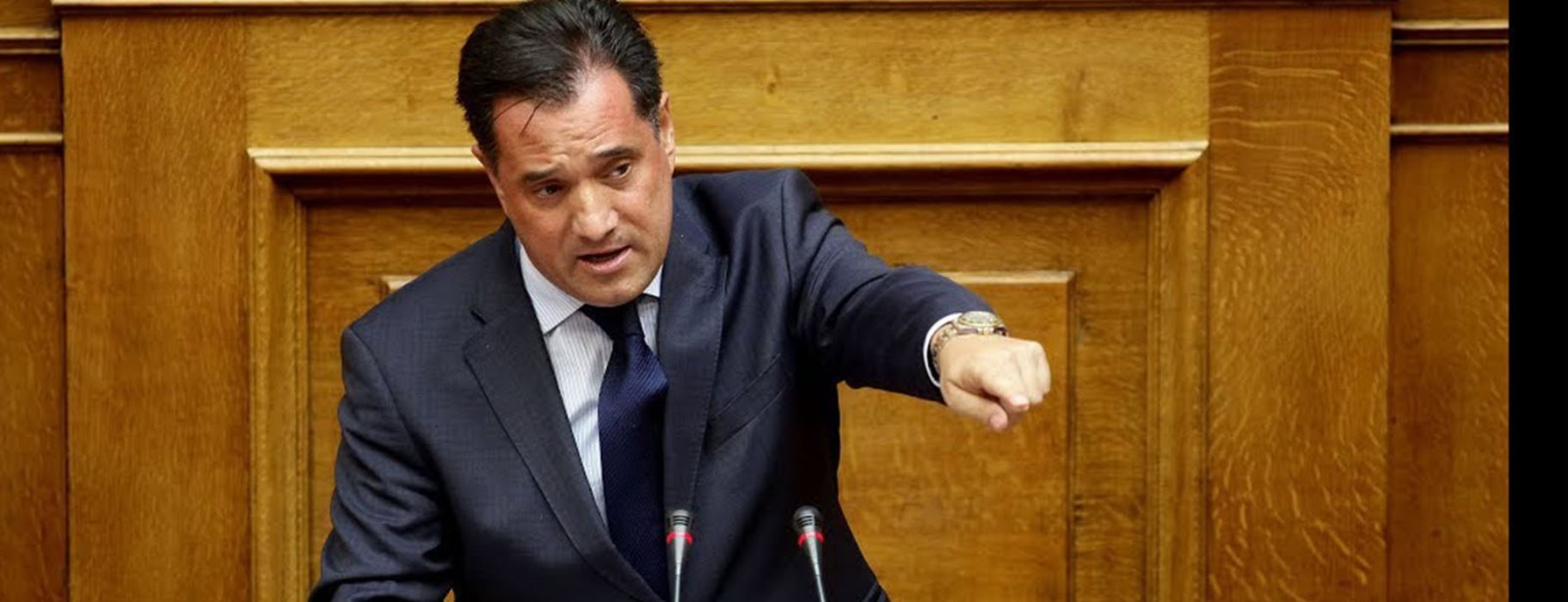 ΣΥΡΙΖΑ- ΚΙΝ.Αλ κατά Άδωνι για τους μακροχρόνια ανέργους- Κόντρα Πέτσα- Τσακαλώτου για το επίδομα