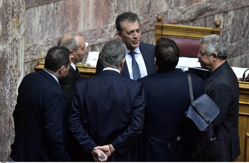 Καταγγελία Κεγκέρογλου: ” Από τις 7 πλατφόρμες, δύο θα μοιράζονταν 36 εκατ.”!-&hellip;