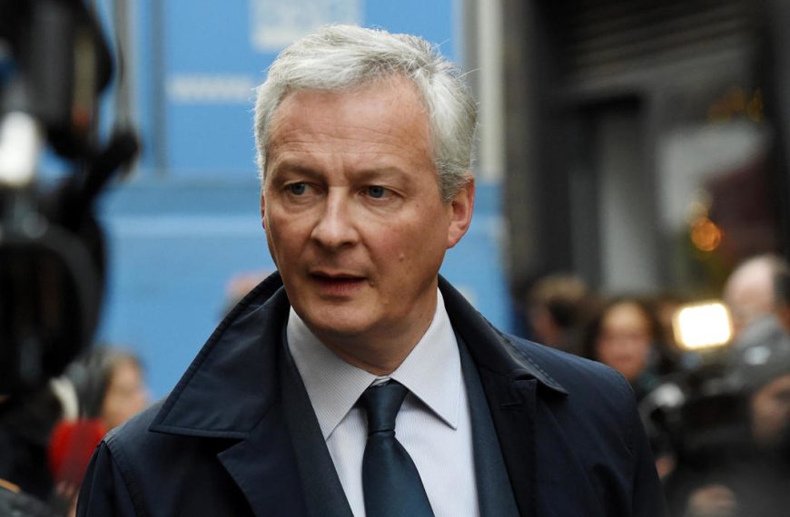 Γαλλική αναδίπλωση απέναντι στο γερμανο-ολλανδικό “όχι”: Από το ευρωομόλογο στο…Ευρωπαϊκό Ταμείο του&hellip;