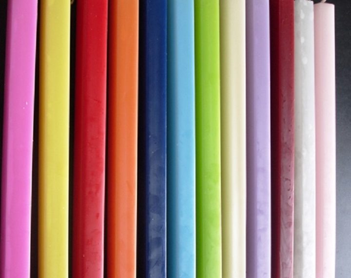 Χωρίς λαμπάδες το φετινό Πάσχα